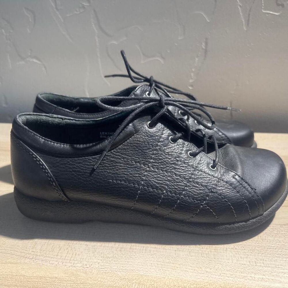 Dansko Women's Black Oxfords